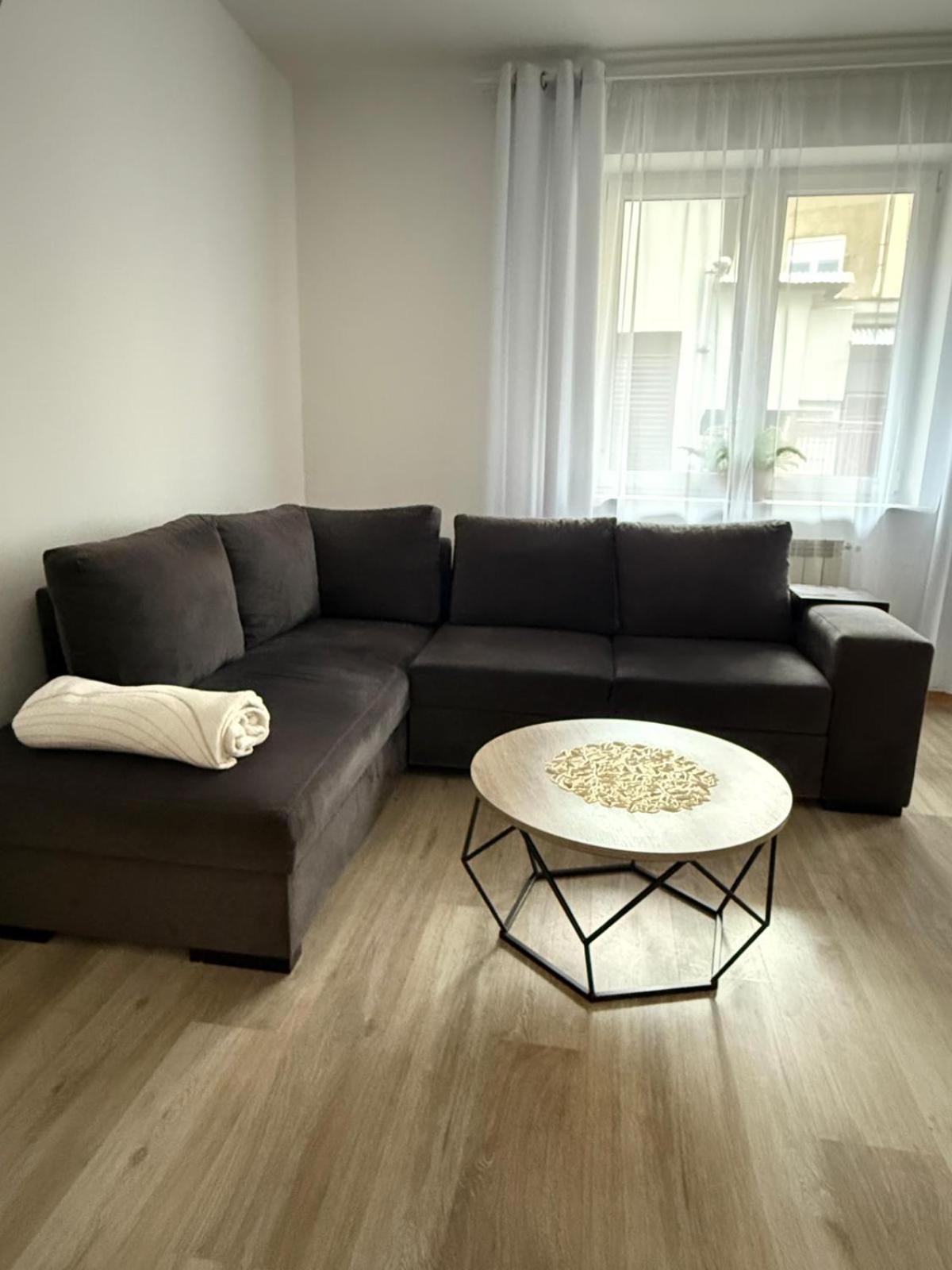 Family Apartment Пжемысл Экстерьер фото